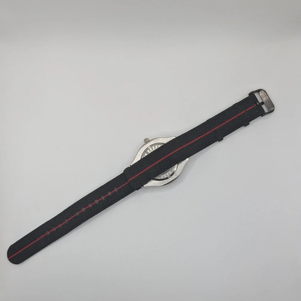 Benrus W1512 Quartz Diver Style Watch Black Dial NATO Strap 43mm Date Lume - Picture 10 of 10